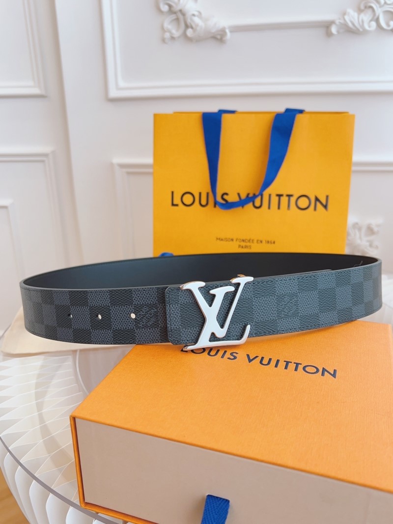 l0vis Vvtt0n belts